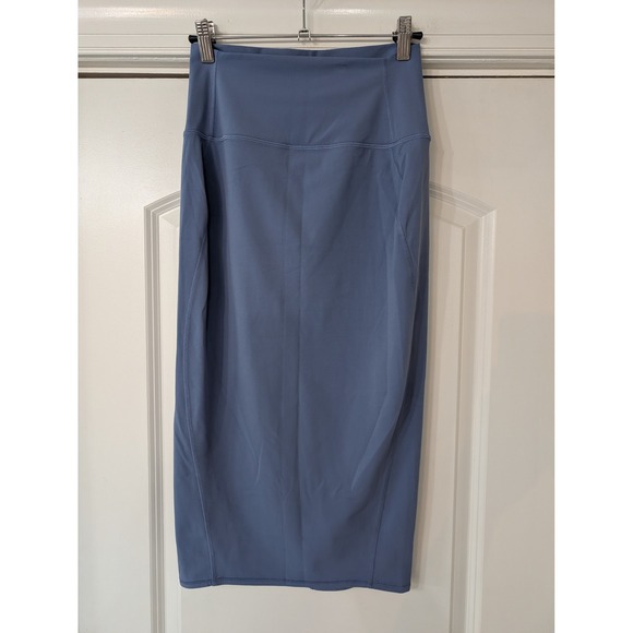 lululemon athletica Dresses & Skirts - Lululemon Nulu‎ High-Rise Midi Skirt Oasis Blue ribbed LW8AH0S Size 6 Womens